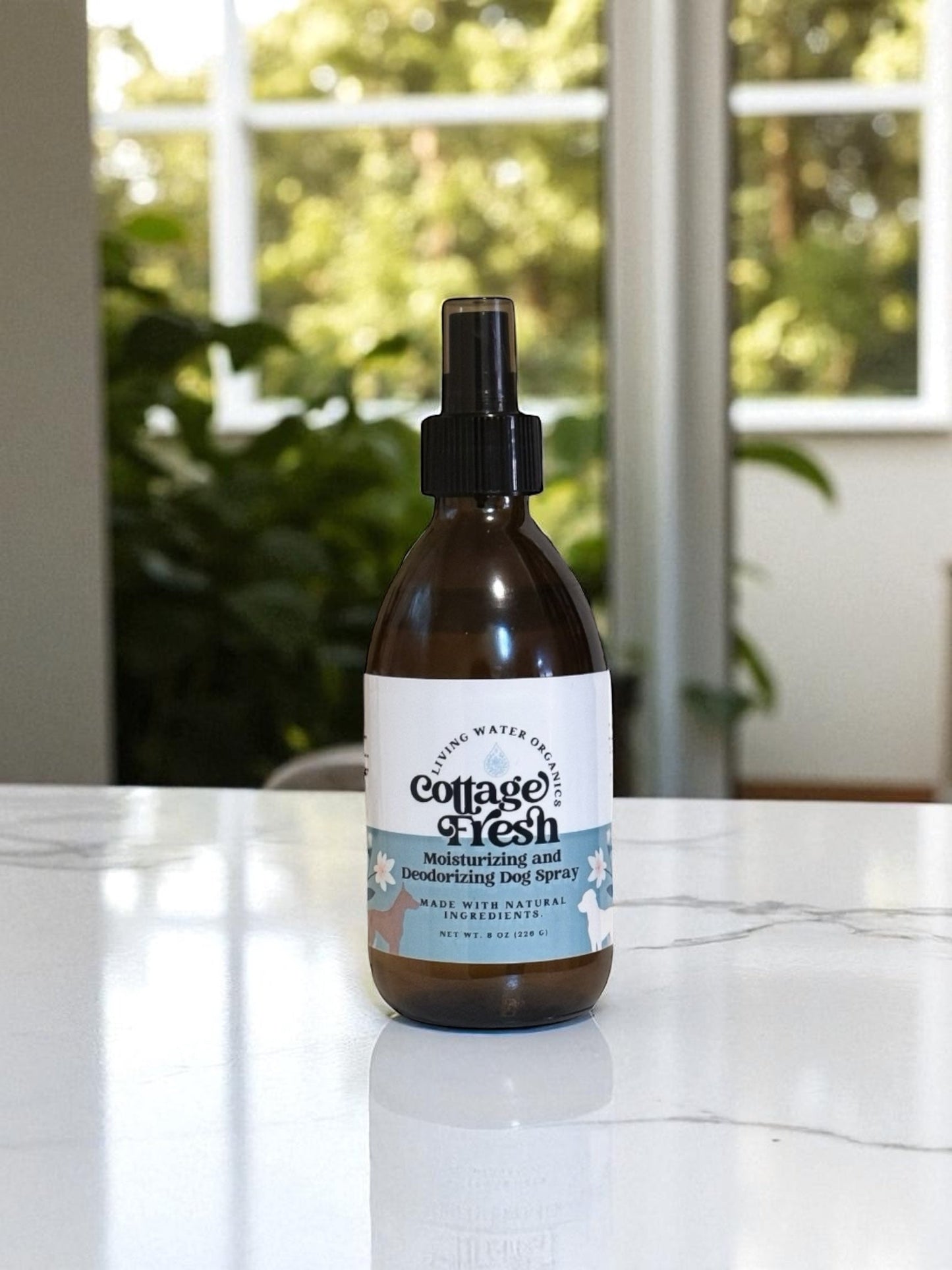 Spray desodorizante e hidratante sin enjuague para perros, línea Cottage Fresh Dog