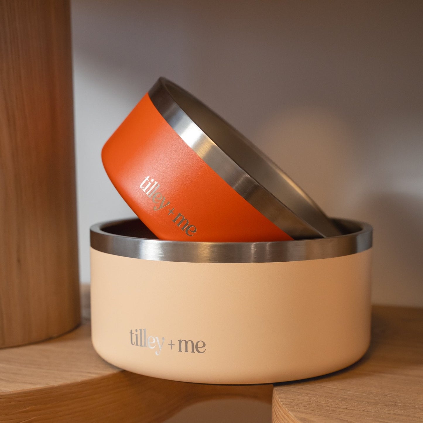 Gamelle pour animaux Tilley + Me en acier inoxydable – Antidérapante, durable et compatible lave-vaisselle | 946 ml et 1,9 L