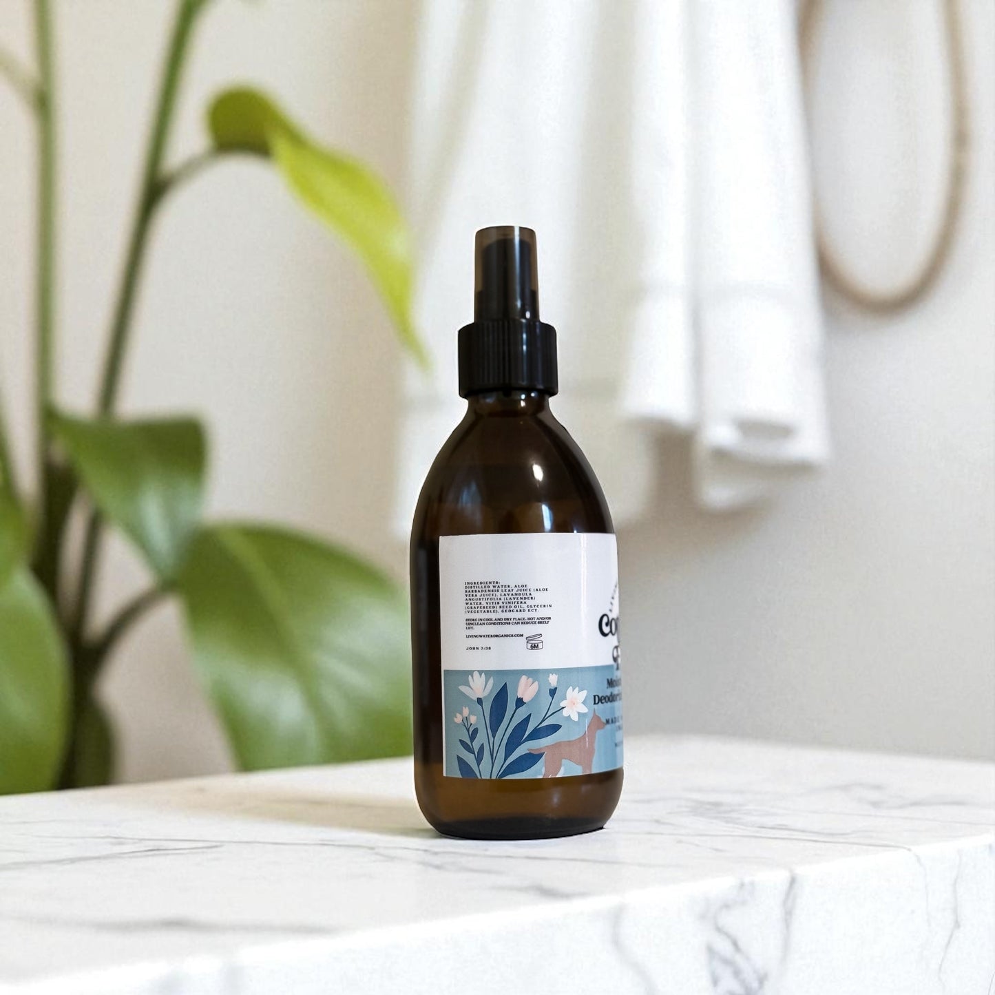 Spray desodorizante e hidratante sin enjuague para perros, línea Cottage Fresh Dog