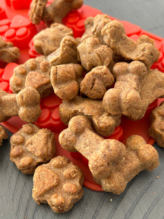 Lucy Loo Treats - Tilly’s Treat - Peanut Butter, Banana, & Bacon (7.5 oz. Bag)