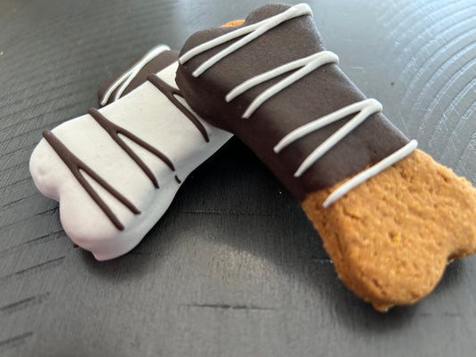 Lucy Loo Decorated Bones - Peanut Butter & Pumpkin Treats